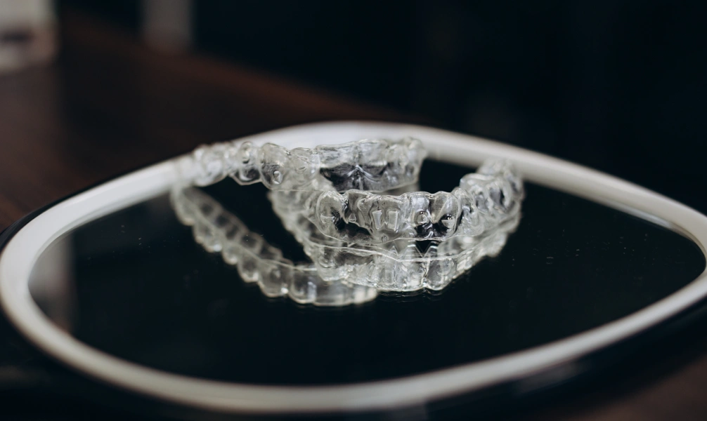 Dental oral appliance designed to help reduce snoring